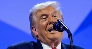 El draconiano decreto bancario de Trump para exponer a los inmigrantes ilegales provoca pánico en Wall surface Street