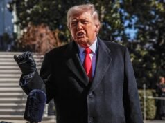 El FBI ‘despide’ al menos a 10 agentes vinculados a la investigación de documentos clasificados de Mar-a-Lago contra Trump