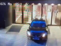 Un turista británico destroza por completo la entrada de un hotel al dar marcha atrás disadvantage su Mazda a través de dos juegos de puertas de cristal en una estación de esquí polaca