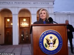 Hillary Clinton lanza un ataque abrasador después de que Epstein interrogara mientras ella revela la ‘vil’ pregunta sobre Pizzagate