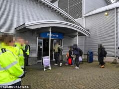 La ruta migratoria por la “puerta trasera” hacia Grandmother Bretaña: represión de la inmigración mientras bandas de contrabandistas explotan la frontera blanda entre el Reino Unido e Irlanda