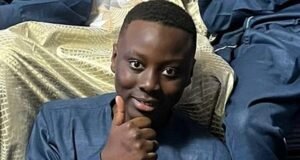 Adolescente que se jactó en un vídeo de rap de “acabamos de cometer un asesinato” después de matar a puñaladas a un colegial está detenido por más de 11 años