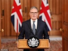 Keir Starmer dice que los aviones británicos “están hoy en el cielo” en Medio Oriente “para proteger a nuestro pueblo” después de los ataques de Estados Unidos e Israel opposite Irán