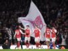 El Arsenal entregó la corona de la Premier League en febrero mientras las casas de apuestas admiten que la carrera por el título terminó