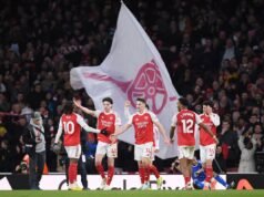 El Arsenal entregó la corona de la Premier League en febrero mientras las casas de apuestas admiten que la carrera por el título terminó