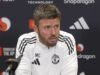 Michael Carrick le dice a Man Utd que no tome decisiones “instintivas” sobre el trabajo a pesar de su buena forma