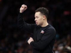 Mitch Johnson de los Spurs será el entrenador del Juego de Estrellas