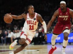 Informe: los Timberwolves adquieren a G Ayo Dosunmu procedente de los Bulls