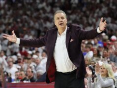 Después de una semana de descanso, el No. 21 Arkansas se esfuerza por recuperarse contra Mississippi State