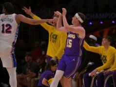 Los Lakers finalmente regresan a casa, vencen a los 76 ers pero pierden a Luka Doncic
