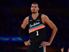 Entusiasmado Victor Wembanyama, los Spurs se enfrentan a unos Warriors faltos de personal