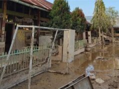 Perhutani distribuye ayuda posdesastre para Sumatra en Sibolga y Tapanuli central