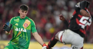 Con un 60% más de eficacia, Rossi supera a Rochet en el Campeonato Brasileño y llega confiado al Flamengo x Internacional