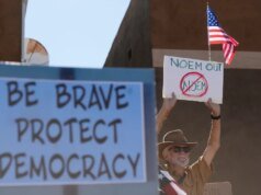 Los demócratas exigen reformas a la Seguridad Nacional por las operaciones de inmigración