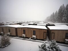 Dentro de la villa olímpica mientras los atletas llegan a los Juegos de Invierno