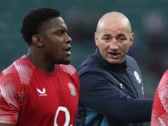 Maro Itoje en el banquillo en el primer partido del Seis Naciones de Inglaterra contra Gales