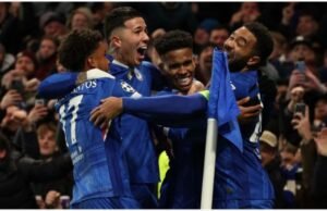 Enzo Fernández cerró la remontada del Chelsea y le ganó al West Ham un partidazo por 3-2