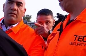 Barracas perdía 1-0, pero un insólito penal al minuto 100, tras una búsqueda desesperada del VAR le dio el empate ante Riestra