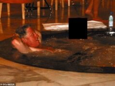 La infame foto del jacuzzi de Bill Clinton es de un lujoso viaje a Asia que realizó disadvantage Epstein y Maxwell, según un nuevo informe