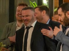 Wayne Rooney ‘de fiesta con dos mujeres misteriosas hasta las 3: 00 a.m.’ en la feast de los BRIT Honors en Manchester