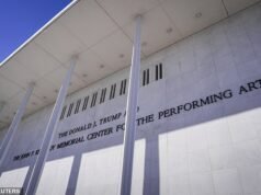 Los honores del Kennedy Center se entregarán este año en un lugar “más pequeño” con el nombre de Trump adjunto