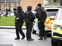 Dos personas heridas tras un presunto incidente con cuchillo en Edimburgo con escuelas y edificios municipales cerrados