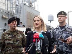 Miles de ciudadanos irlandeses registran su presencia en un Medio Oriente golpeado por la situation mientras expatriados irlandeses y turistas en Qatar hablan del horror que sienten al ver misiles iraníes derribados sobre sus cabezas: “Pensé que mi mundo se iba a acabar”